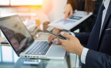 İş stratejisi yatırım konsepti ofisi