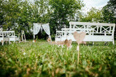 Düğün kemeri, düğün kapısı, çıkış kaydı