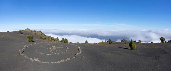 Озил Большой Каменный Круг Над Облаками Сделанный Острове Эль Йерро — стоковое фото