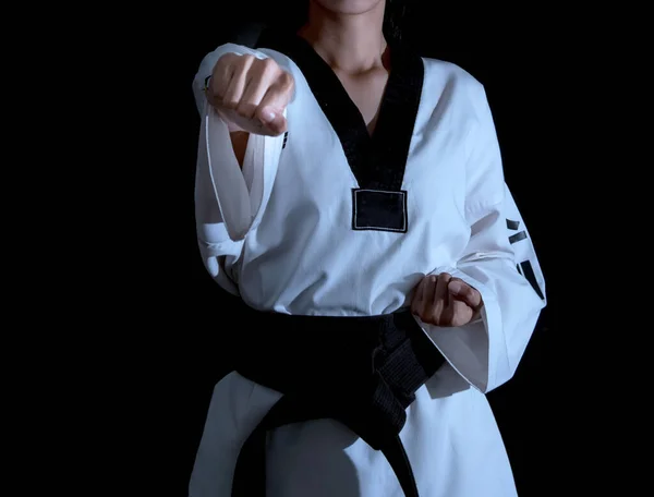 Portrét Mladá Žena Taekwondo Černé Pozadí — Stock fotografie