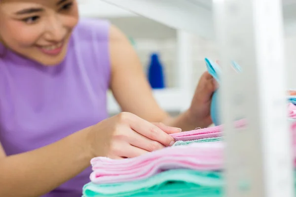 Asian Young Woman Housewife Storing Washed Clothes Orderly Basis Housework — Stock Photo, Image