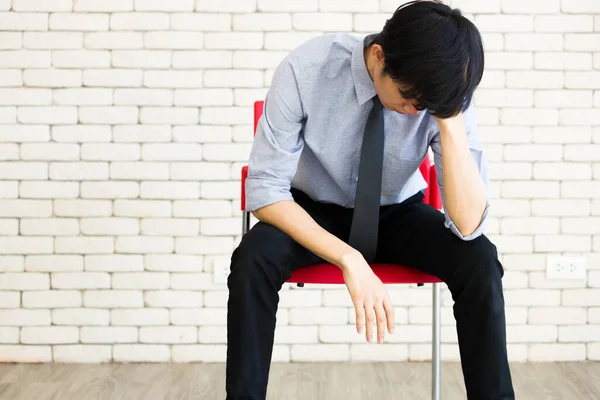 Empresários Estão Sentindo Estressados Devido Recessão Econômica Ásia Homem Usa — Fotografia de Stock