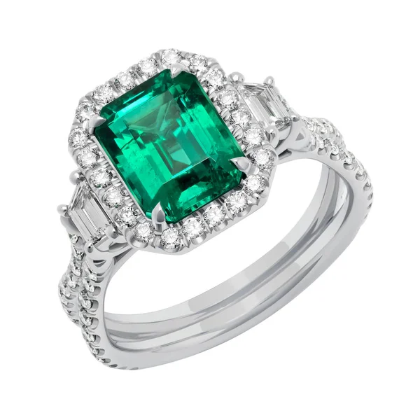 Beyaz bir arka plan üzerinde takı izole görüntü. Rötuşlanmış süslemeler. Yüzükler, küpeler, değerli taşlar. Kadın kolye.