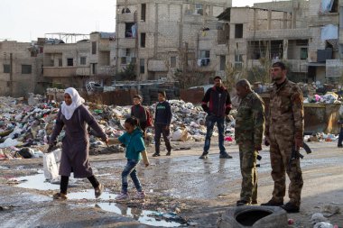 Soldiers and civilians Douma near Damascus