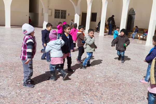 Niños Cristianos Maloula Siria —  Fotos de Stock