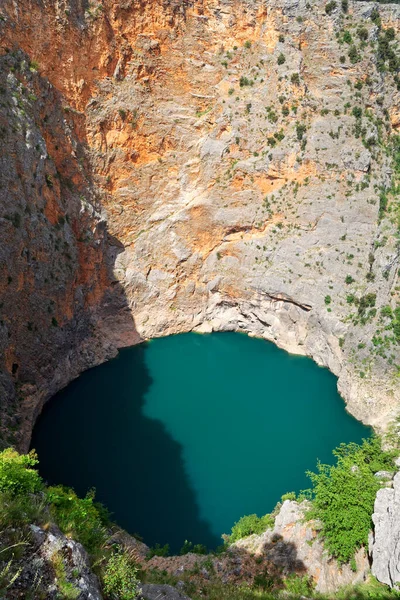 Crveno Jezero Κόκκινη Λίμνη Κοντά Στο Ιμοτσκι Της Κροατίας — Φωτογραφία Αρχείου