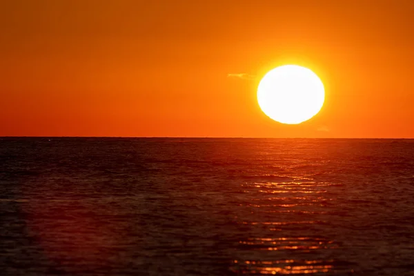 Солнце Поверхности Адриатического Моря Закате Национальном Парке Бриуни Хорватия — стоковое фото