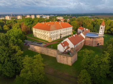 Hırvatistan 'ın Akovec kentindeki Eski Kentin Hava Görüntüsü