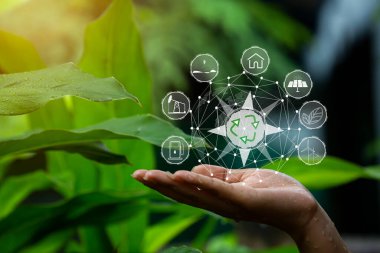 Çevre simgeleriyle el ele tutuşan teknoloji, yeşil arkaplanda Ağ bağlantısı üzerinden.