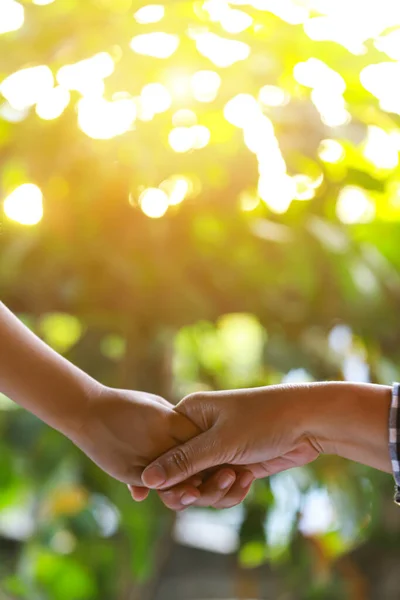 Nature Parent Holds Hand Small Child — Stock Photo, Image