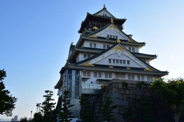 Sabahın erken saatlerinde Osaka Kalesi