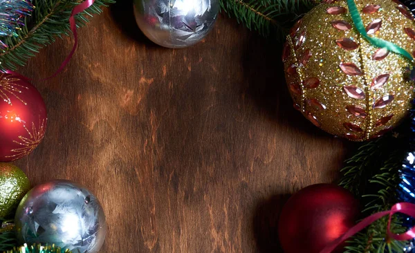 Kerstboomtakken Versierd Met Kerstversieringen — Stockfoto