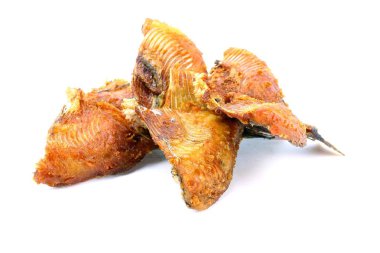 Tilapia kızarmış balık beyaz zemin üzerine Tayland Gıda