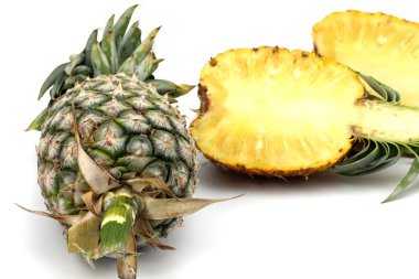 Ananas Meyve dilim beyaz arka plan üzerinde