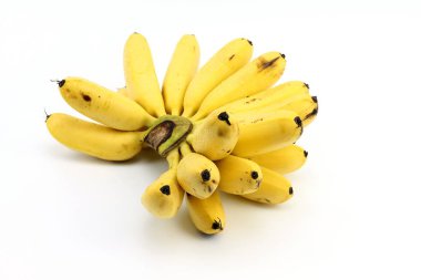 Beyaz arka plan üzerinde taze tatlı muz