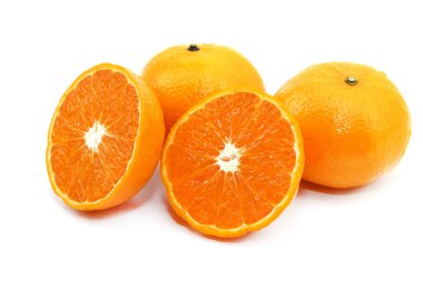 Tay turuncu tatlı ve taze yaz sezonu beyaz arka plan üzerinde