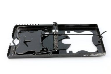 Fare kapanı ekipman beyaz arka plan üzerinde