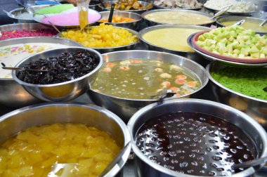 Bir sürü Tayland tatlı yiyeceği