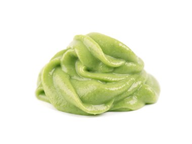 Beyaz bir arka plan üzerinde izole Wasabi sosu. Asyalı sıcak sos