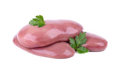 Beyaz arka planda izole domuz böbrek ham. Closeup. Maydanoz yaprakları ile izole domuz böbrek.