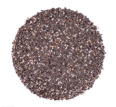 Chia tohumu çemberi, beyaz arka plan üzerinde izole edilmiş. Sağlıklı süper yiyecekler. Küçük organik chia tohumlarıcloseup makro. Üstte görüntü.