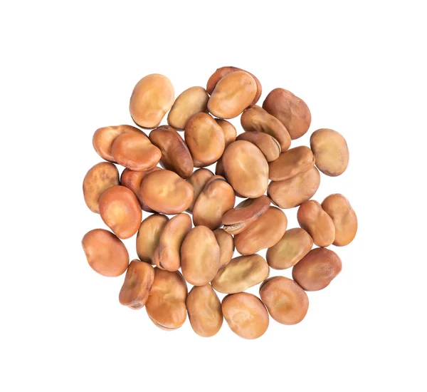 Sušené široké fazole izolované na bílém pozadí. Fazole fava. Pohled shora. — Stock fotografie