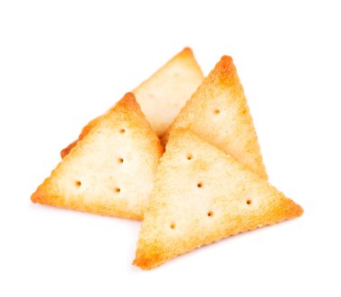 Kraker beyaz arka planda izole edilmiş. Kuru kraker kurabiyeleri izole edilmiş. İzole edilmiş tuzlu çerezler. Üst görünüm