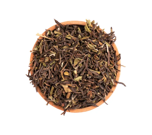 Zwarte Thee Darjeeling Geïsoleerd Witte Achtergrond Biologische Thee Bovenaanzicht Sluiten — Stockfoto