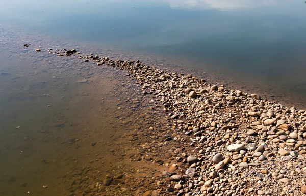 Shallow Pebble Beach Clear Water — Stock Fotó