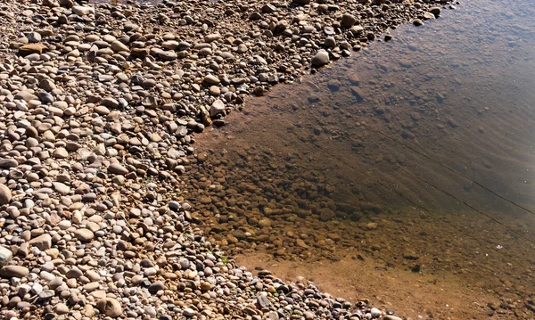 Shallow Pebble Beach Clear Water — Φωτογραφία Αρχείου