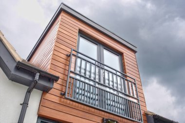 Çağdaş modern ev dış görünüşü