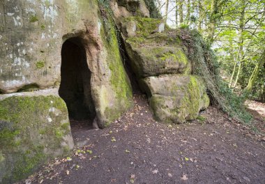 Dale Abbey, Derbyshire, İngiltere 'deki Münzevi Mağarası.