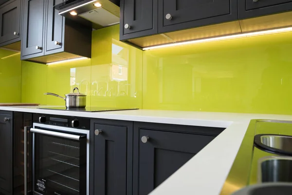 Nový Moderní Interiér Kuchyně — Stock fotografie