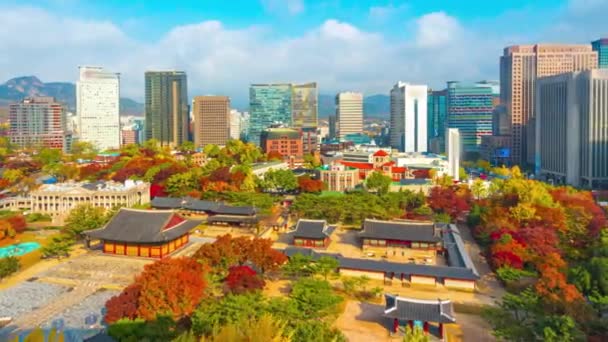 Timelapse Folhas Outono Palácio Deoksugung Seul City Coreia Sul Céu — Vídeo de Stock