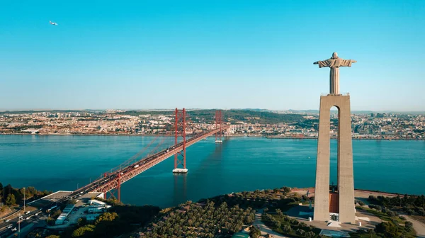 Aerial view of Sanctuary of Christ the King, Santuario de Cristo Rei in Portugal. Aerial drone photo of Catholic monument. Lisbon city sightseeing — Stock Photo, Image