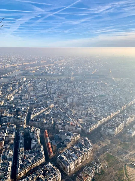 Fransa 'nın büyük şehrinde manzara