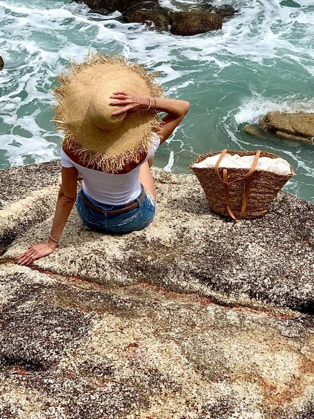 Chica Sombrero Playa — Foto de Stock