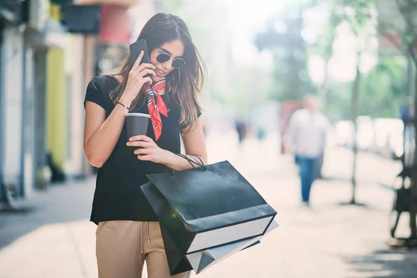 Portrait Woman Holding Paper Bags Coffee Street Shoping While Using — Stock Photo, Image