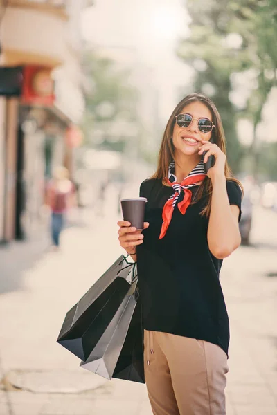 Portrait Woman Holding Paper Bags Coffee Street Shoping While Using — Stock Photo, Image