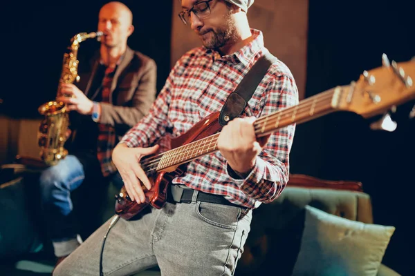 Two Caucasian Great Musicians Playing Bass Guitar Saxophone While Standing — Stock Photo, Image