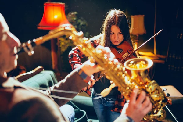 Two Talented Musicians Playing Violin Saxophone Home Studio Interior — Stock Photo, Image