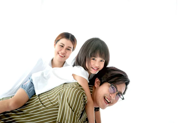 Família Feliz Divertindo Quarto Pai Mãe Filha Passando Tempo Juntos — Fotografia de Stock