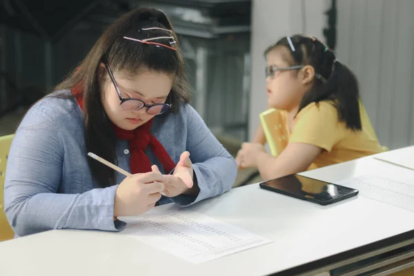 Disabled Kids Classroom Syndrome Children Try Focus Lesson Study School — Stock Photo, Image