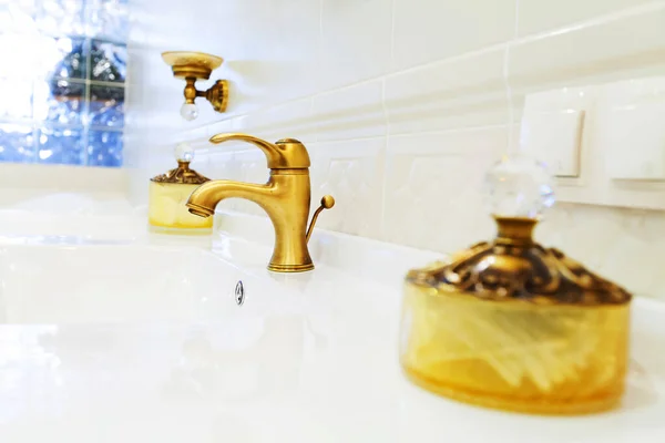Fragment White Sink Brass Water Tap Soap Accessories Retro Style — Stock Photo, Image