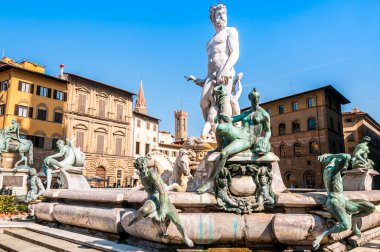 İtalya 'da Toskana' da Floransa 'da Palazzo Vecchio yakınlarında Neptün Çeşmesi