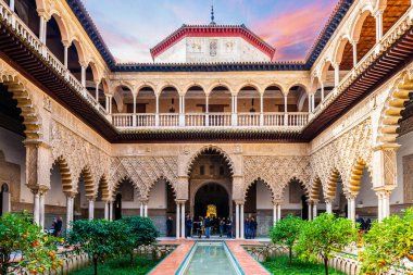 İspanya, Endülüs 'te, Sevilla' da gerçek Alcazar