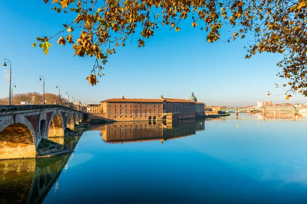 Hotel Dieu Sur Garonne Tolosa Alta Garonna Occitanie Francia — Foto Stock