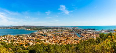 Fransa 'nın Occitanie kentindeki Herault, Mont Saint Clair' den Sete kasabasının panoramisi