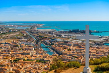Fransa 'nın Occitanie kentindeki Herault, Mont Saint Clair' den Sete kasabasının panoramisi