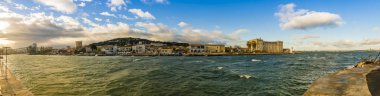 Fransa 'nın Occitanie kentindeki Herault bölgesinde, Sete' deki La Pointe Courte bölgesinden Quai de la Daurade Panoraması